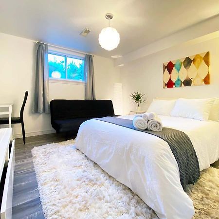 Toronto Bed & Breakfast - Free Parking Zewnętrze zdjęcie
