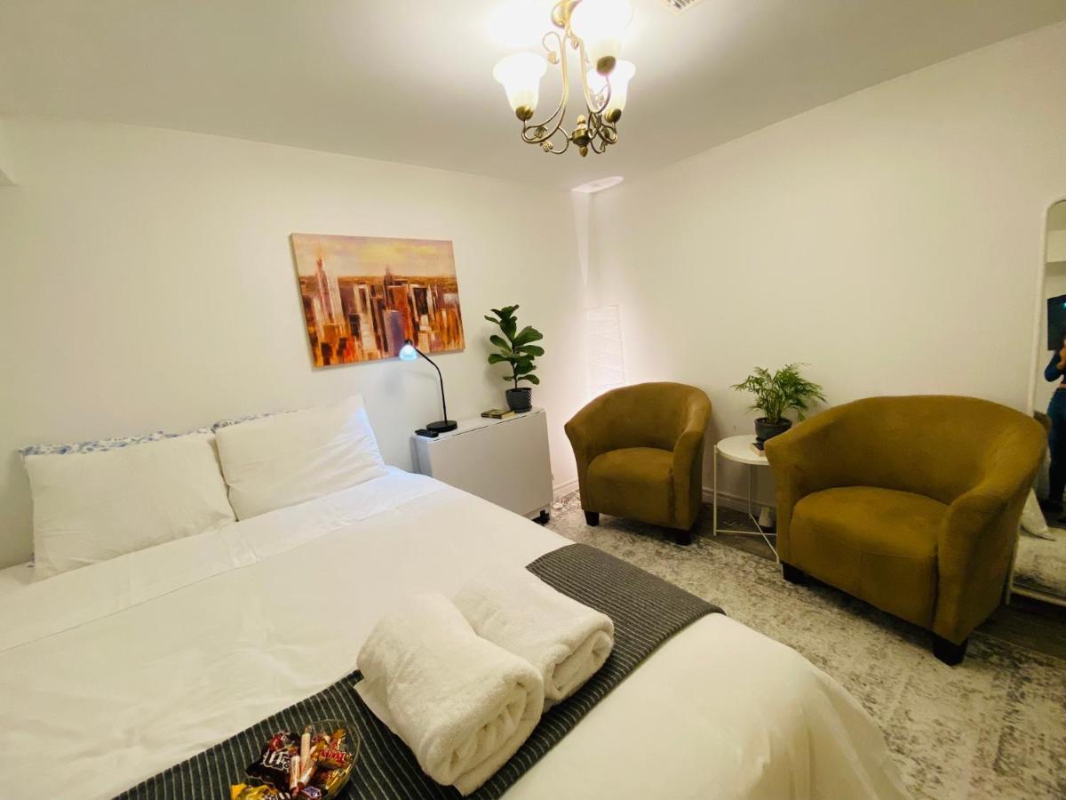 Toronto Bed & Breakfast - Free Parking Zewnętrze zdjęcie