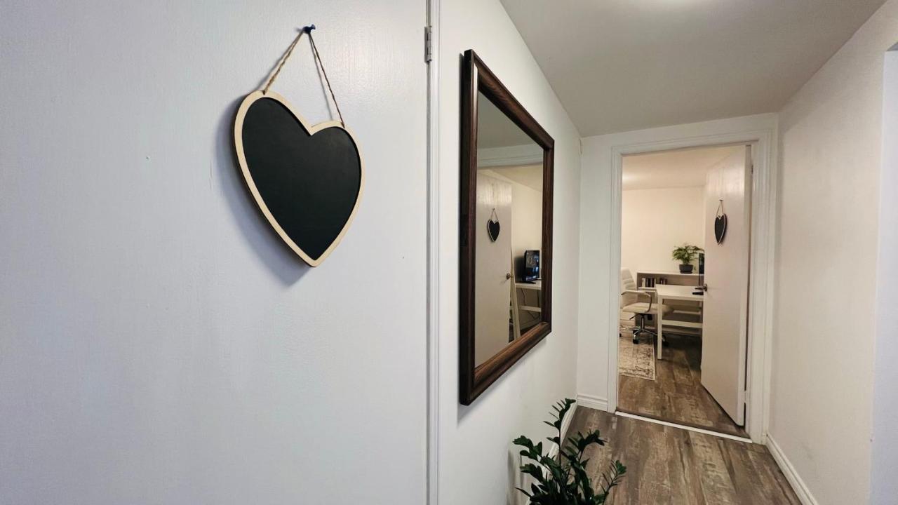 Toronto Bed & Breakfast - Free Parking Zewnętrze zdjęcie