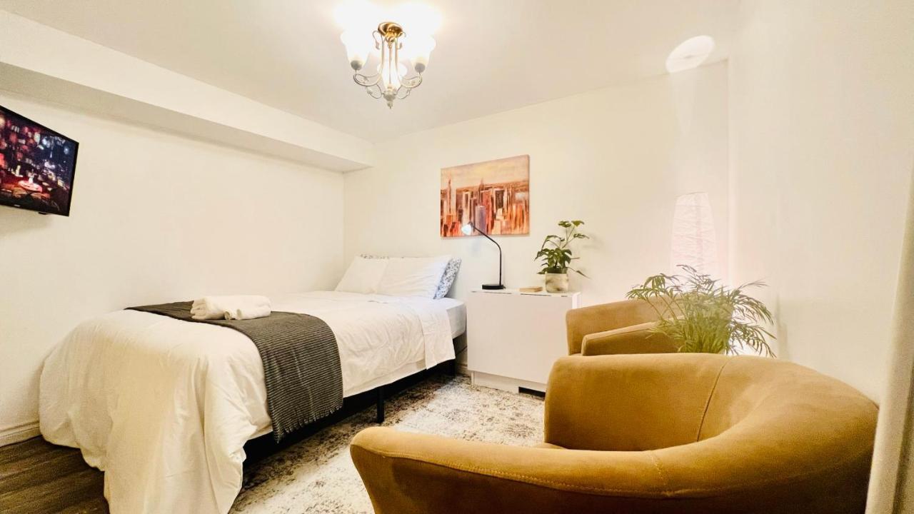 Toronto Bed & Breakfast - Free Parking Zewnętrze zdjęcie