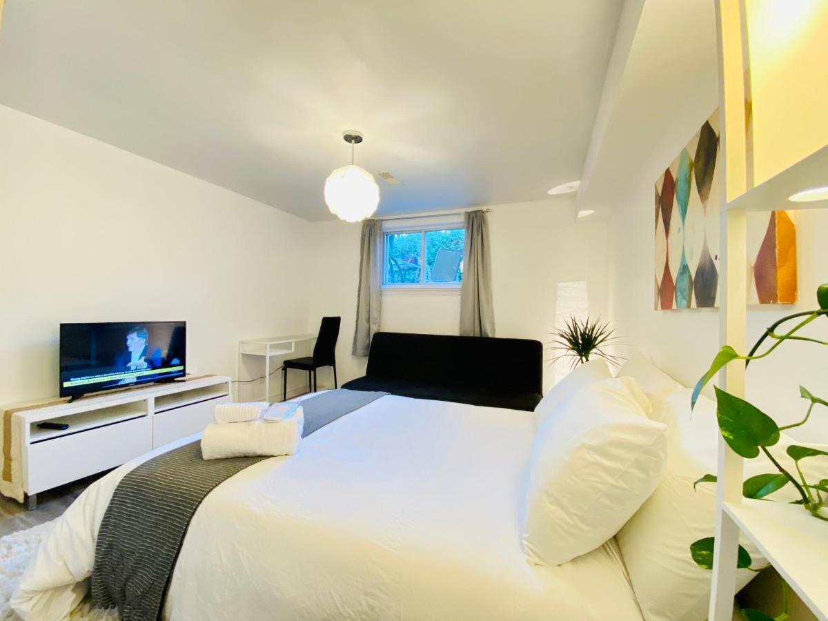 Toronto Bed & Breakfast - Free Parking Zewnętrze zdjęcie