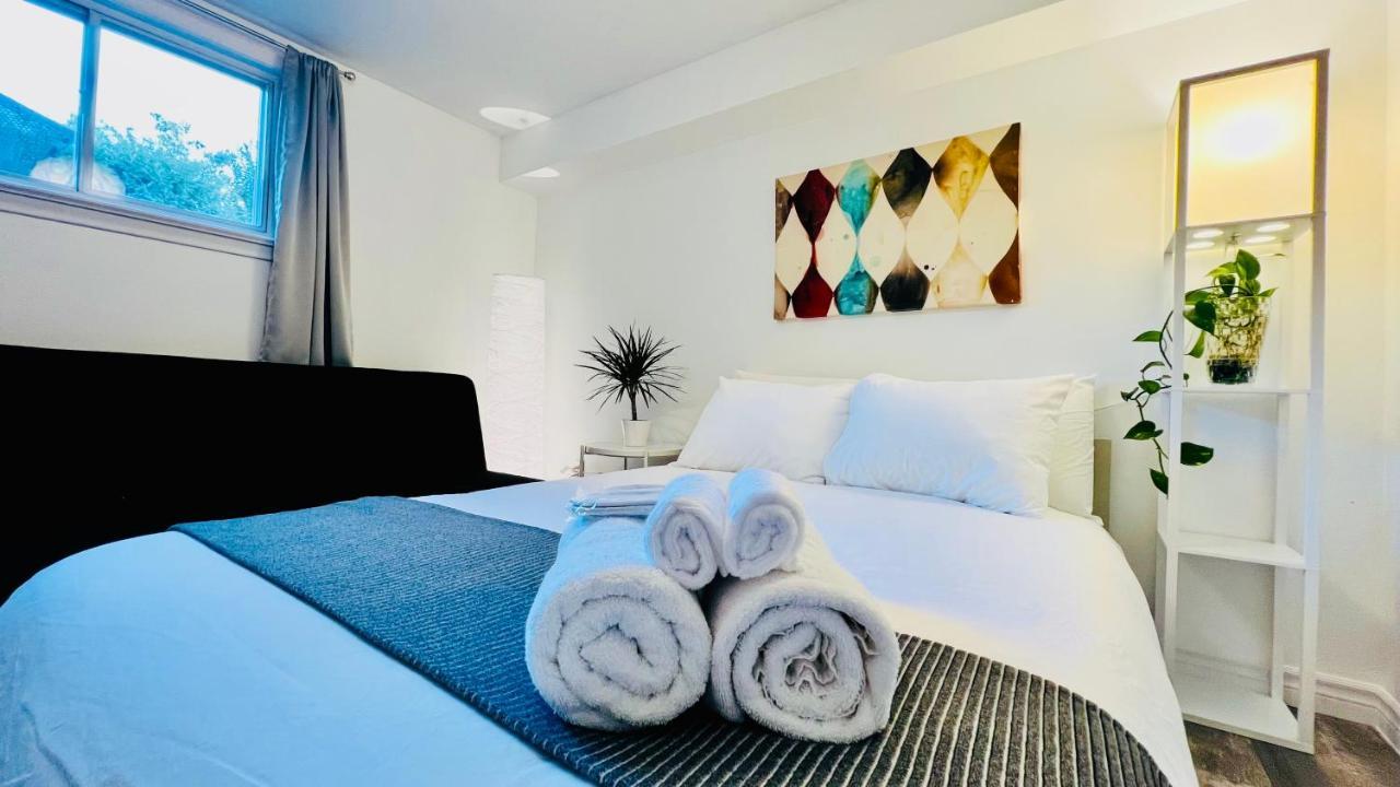 Toronto Bed & Breakfast - Free Parking Zewnętrze zdjęcie