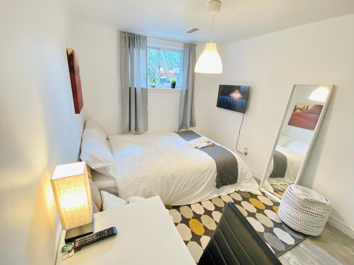 Toronto Bed & Breakfast - Free Parking Zewnętrze zdjęcie
